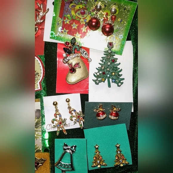 Crystal Snowflake Pierced Post Earrings - Picture 6 of 12